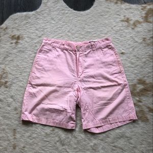 Vineyard Vines lightweight Club Shorts Sz. 32